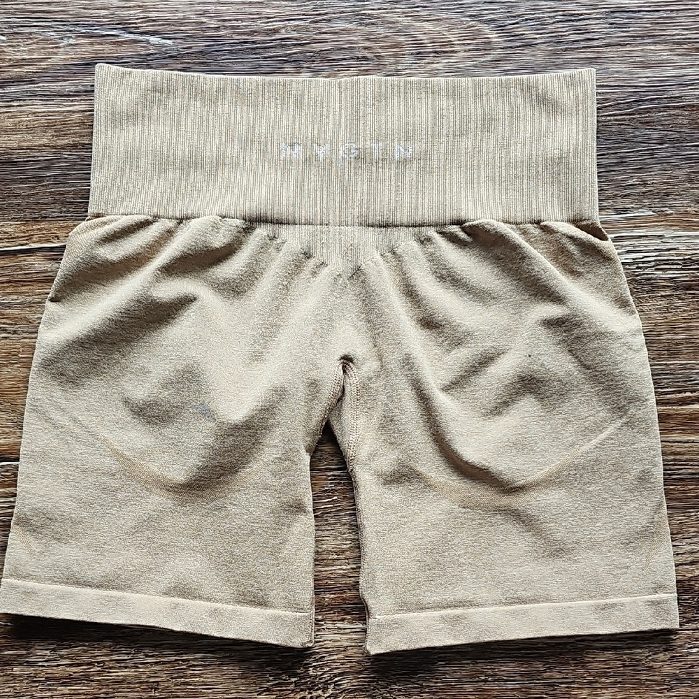 NVGTN Contour Shorts Available In Candy Apple Red, Baby Pink, Nude, Mint - Picture 7 of 9